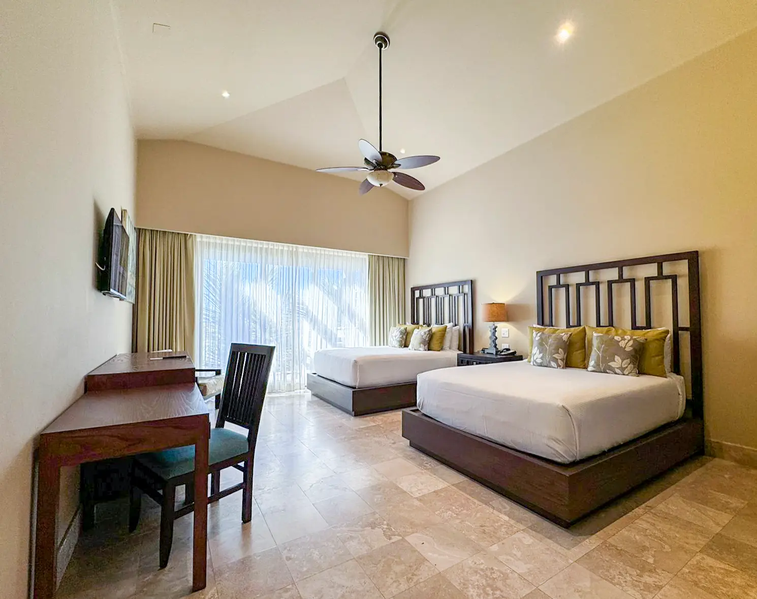 Junior Suite — Lagoon View